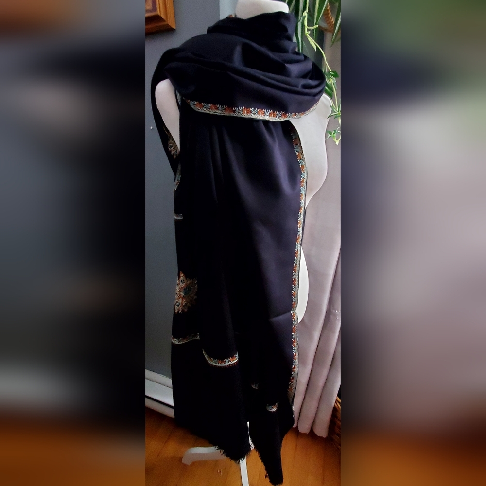 Elegant Black Embroidered Scarf